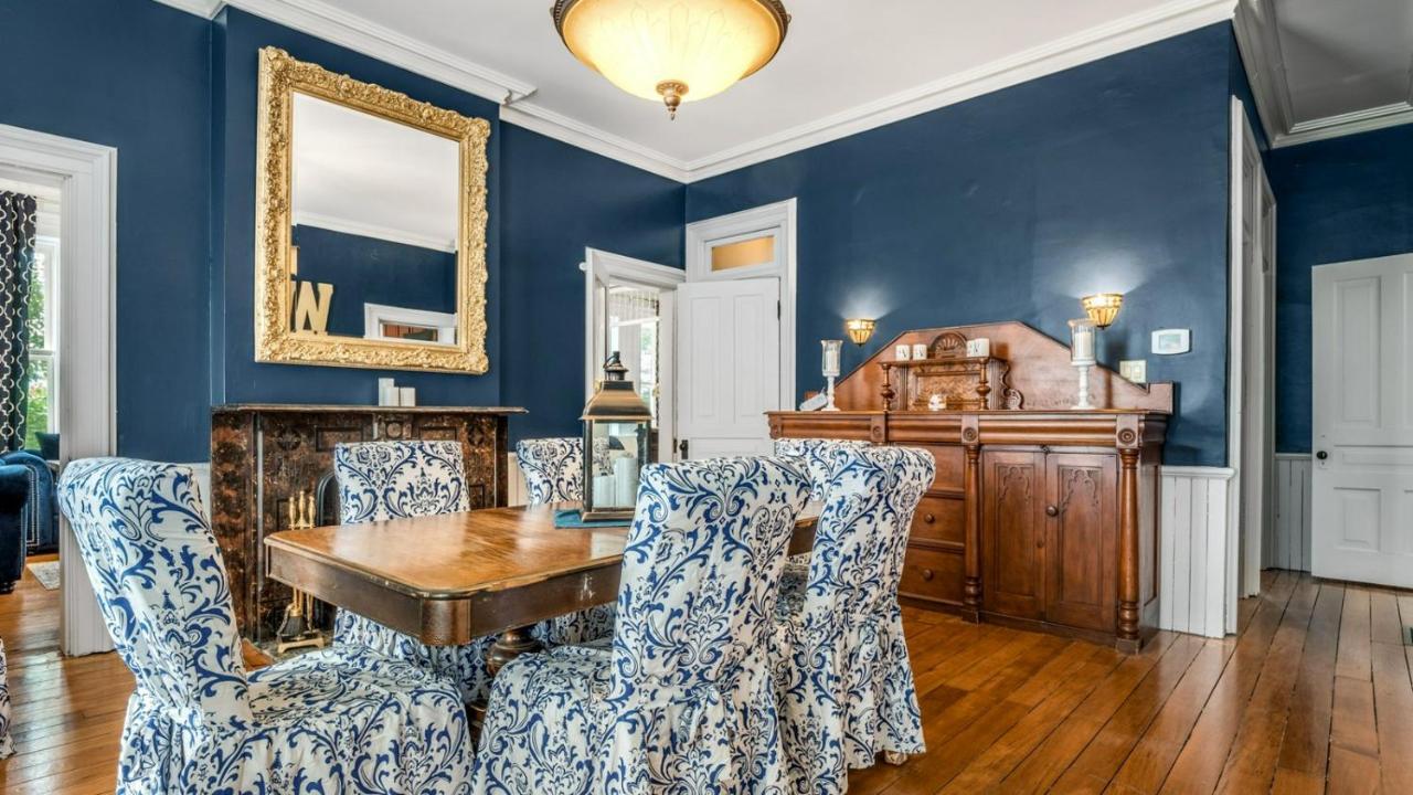 The Woodbridge House Hotel Kingsville Buitenkant foto
